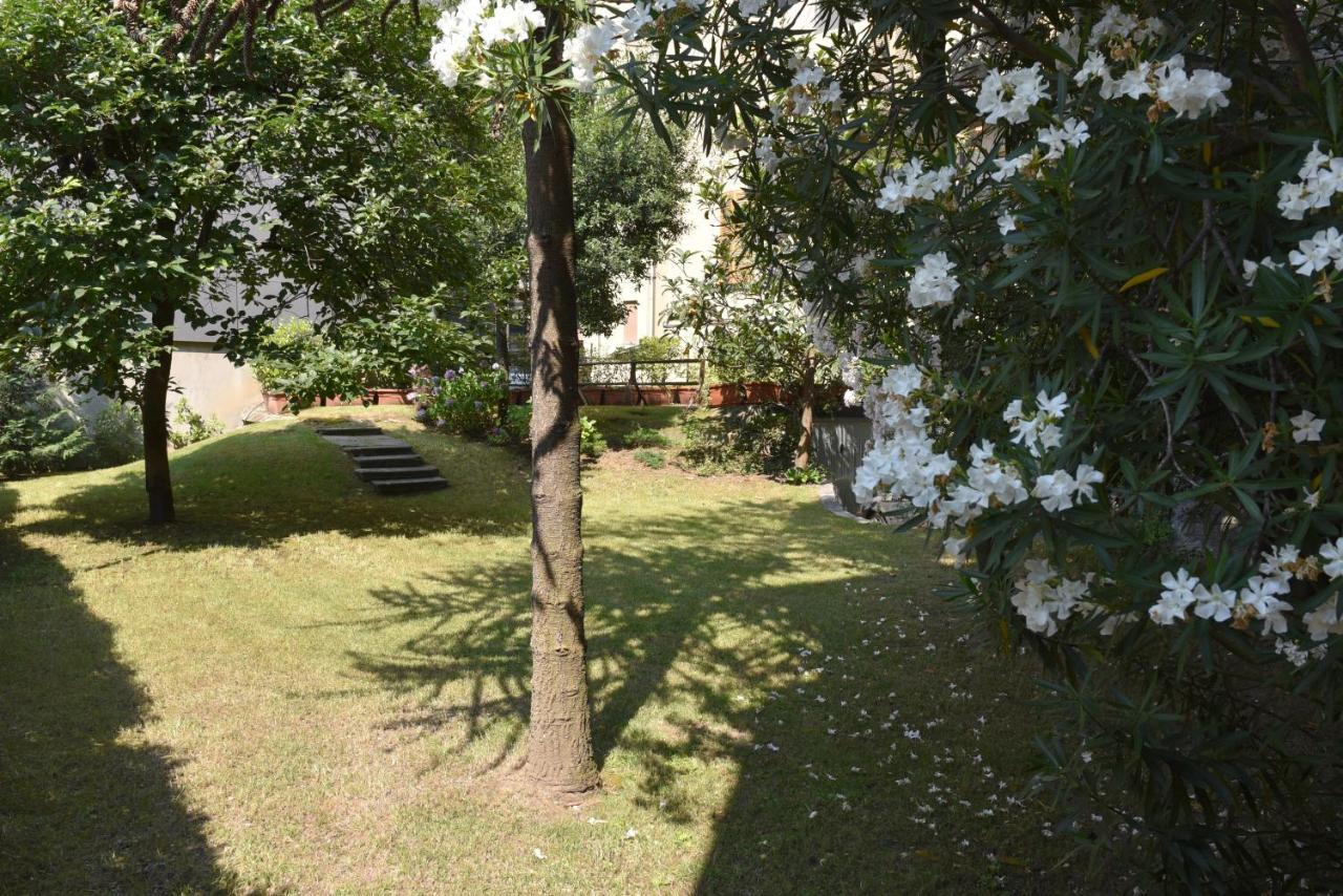 Apartamento Le Rondinelle Como Exterior foto
