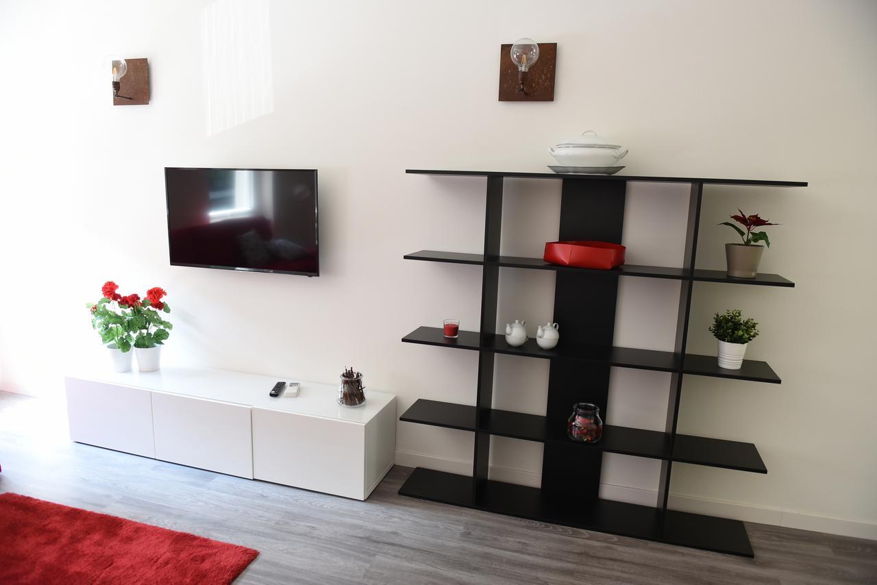 Apartamento Le Rondinelle Como Exterior foto